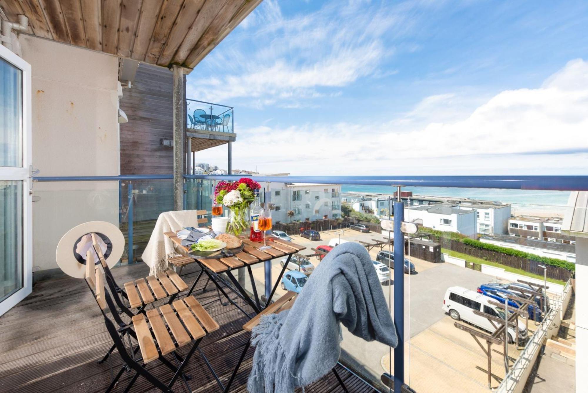 クラントック45 Ocean 1, Newquayアパートメント エクステリア 写真